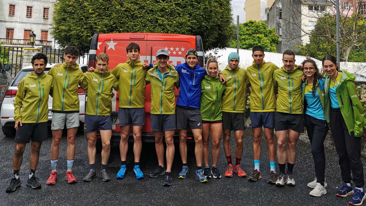 El equipo madrleño de carreras por montaña y los chicos del programa de tecnificación en la Camovi